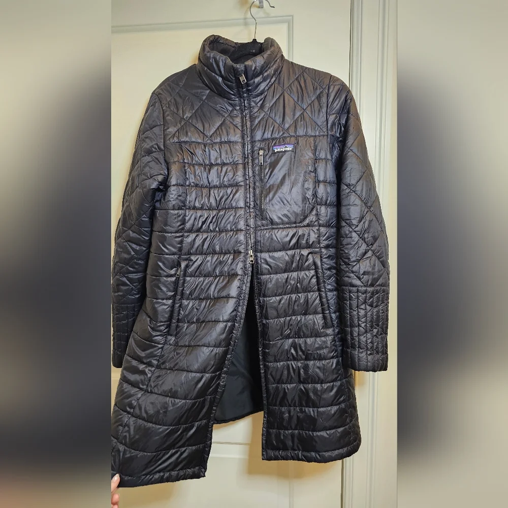 Patagonia Women's Radalie Black Puffer Coat - Picture 5 of 6